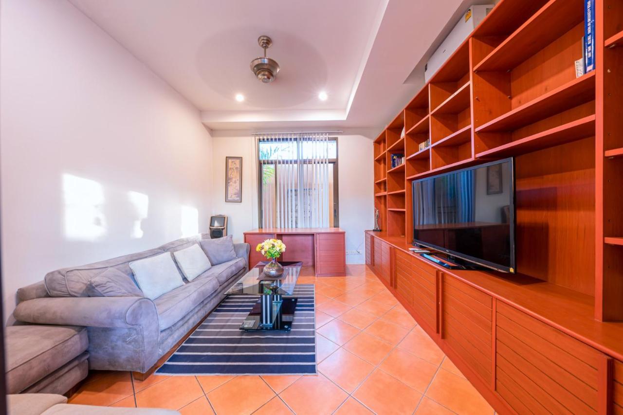 Beautiful Poolvilla Jomtien Exterior photo